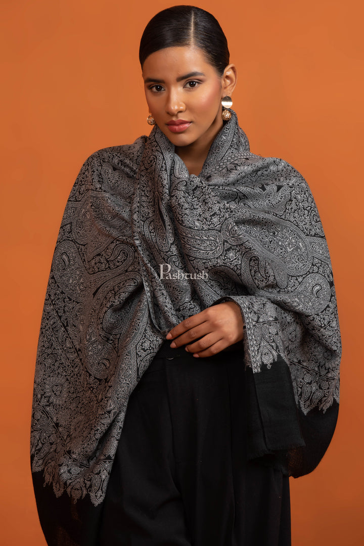 Pashtush Womens Extra Fine Wool Stole, Paisley Jamawar Design, Black