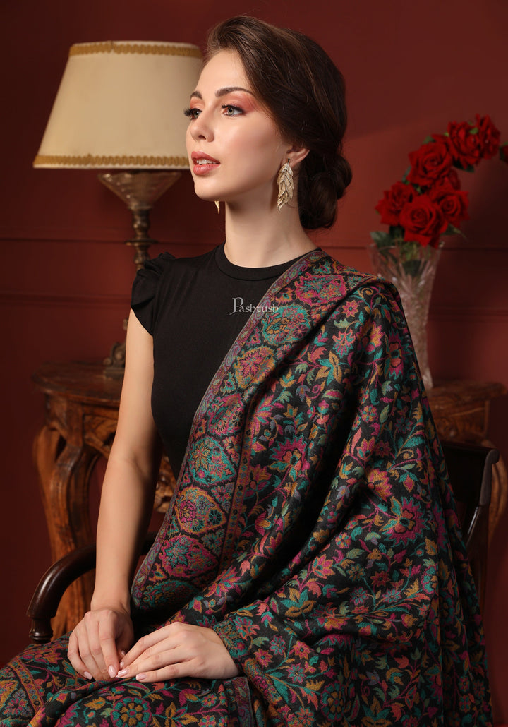 Pashtush His and Her Gift Set of 100% Pure Wool Shawls, Beige and Multicolour, Packaged in Keepsake Wooden Chester Gift Box