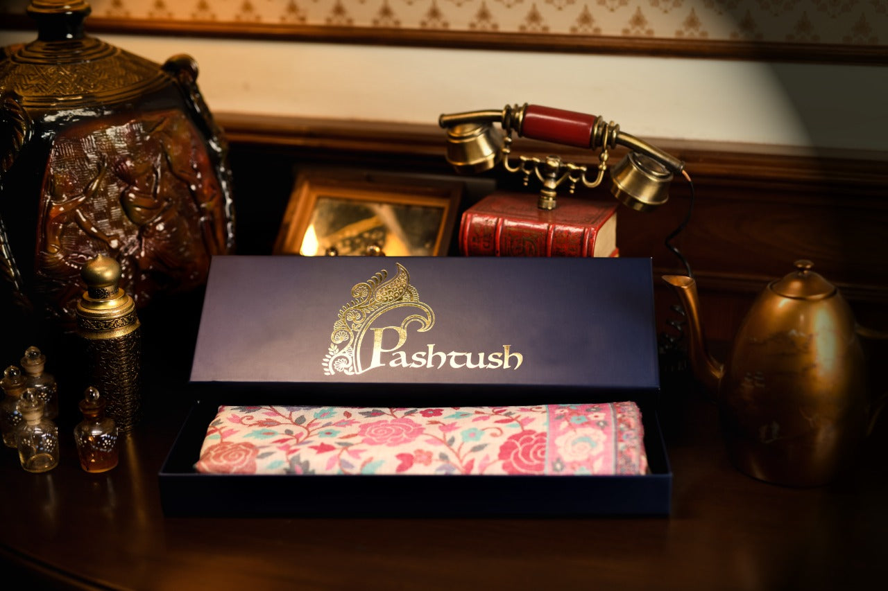 Pashtush - Leading Brand of Shawls and Scarves for Men & Women â Pashtush Global