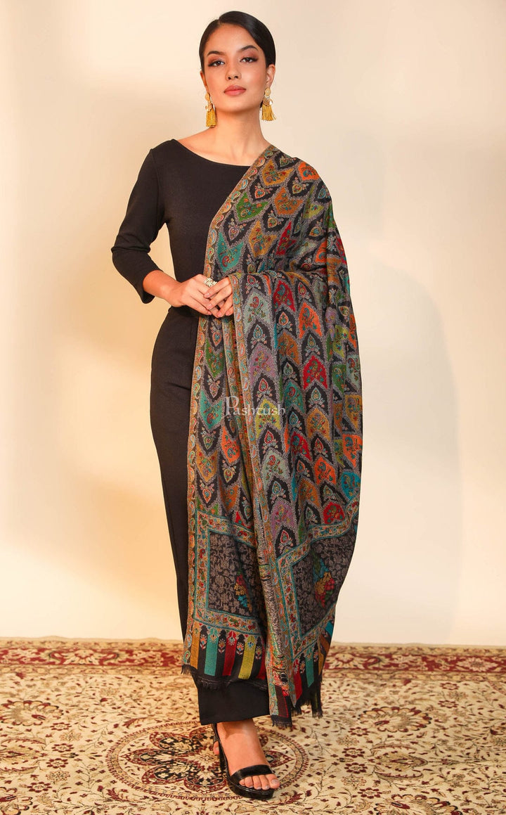 Pashtush India Gift Pack Pashtush His and Her Gift Set of 100% Pure Wool Stoles, Beige and Black, Packaged in Keepsake Wooden Chester Gift Box