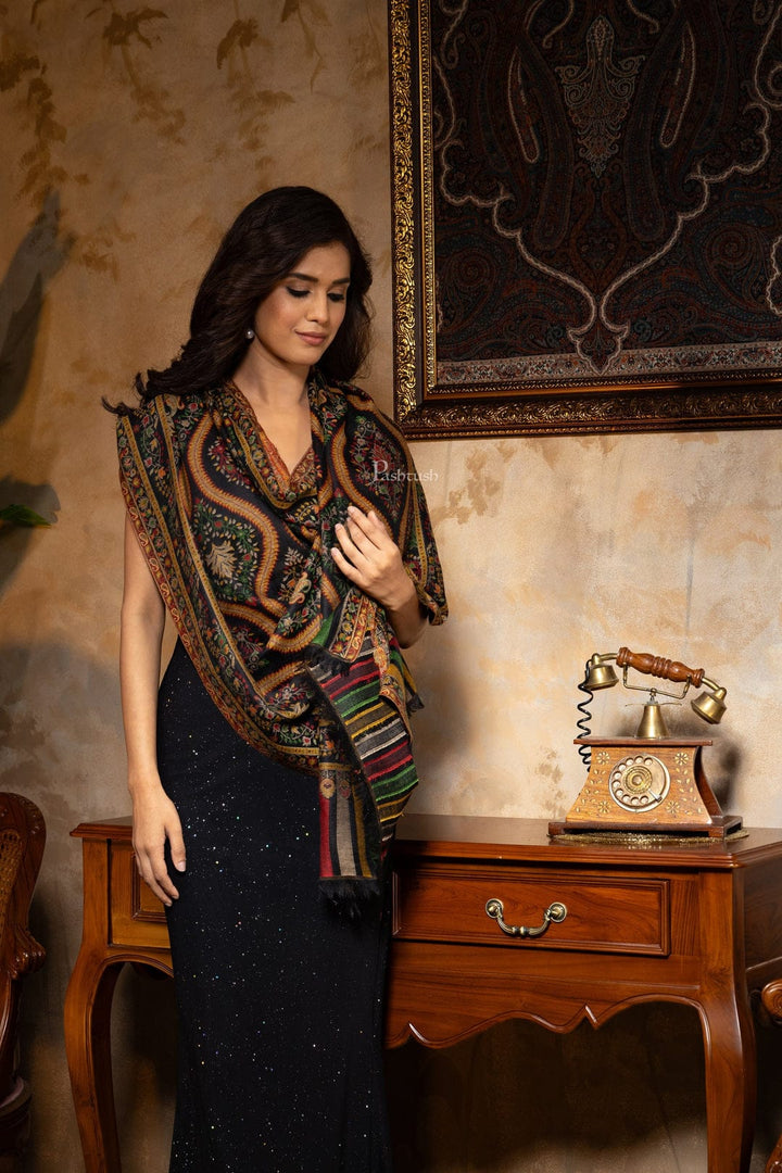Pashtush India Gift Pack Pashtush His and Her Gift Set of 100% Pure Wool Stoles, Beige and Black, Packaged in Keepsake Wooden Chester Gift Box