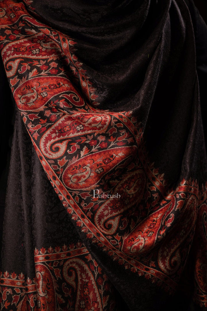Pashtush India Gift Pack Pashtush His and Her Gift Set of Fine Wool Shawls, Black and Multicolour, Packaged in Keepsake Wooden Chester Gift Box