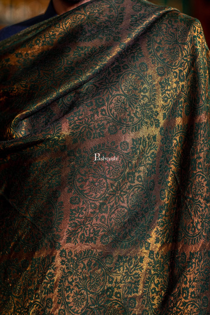 Pashtush India Gift Pack Pashtush His and Her Gift Set of Twilight Stole and Shawl, Emerald Green and Black, Packaged in Keepsake Wooden Chester Gift Box