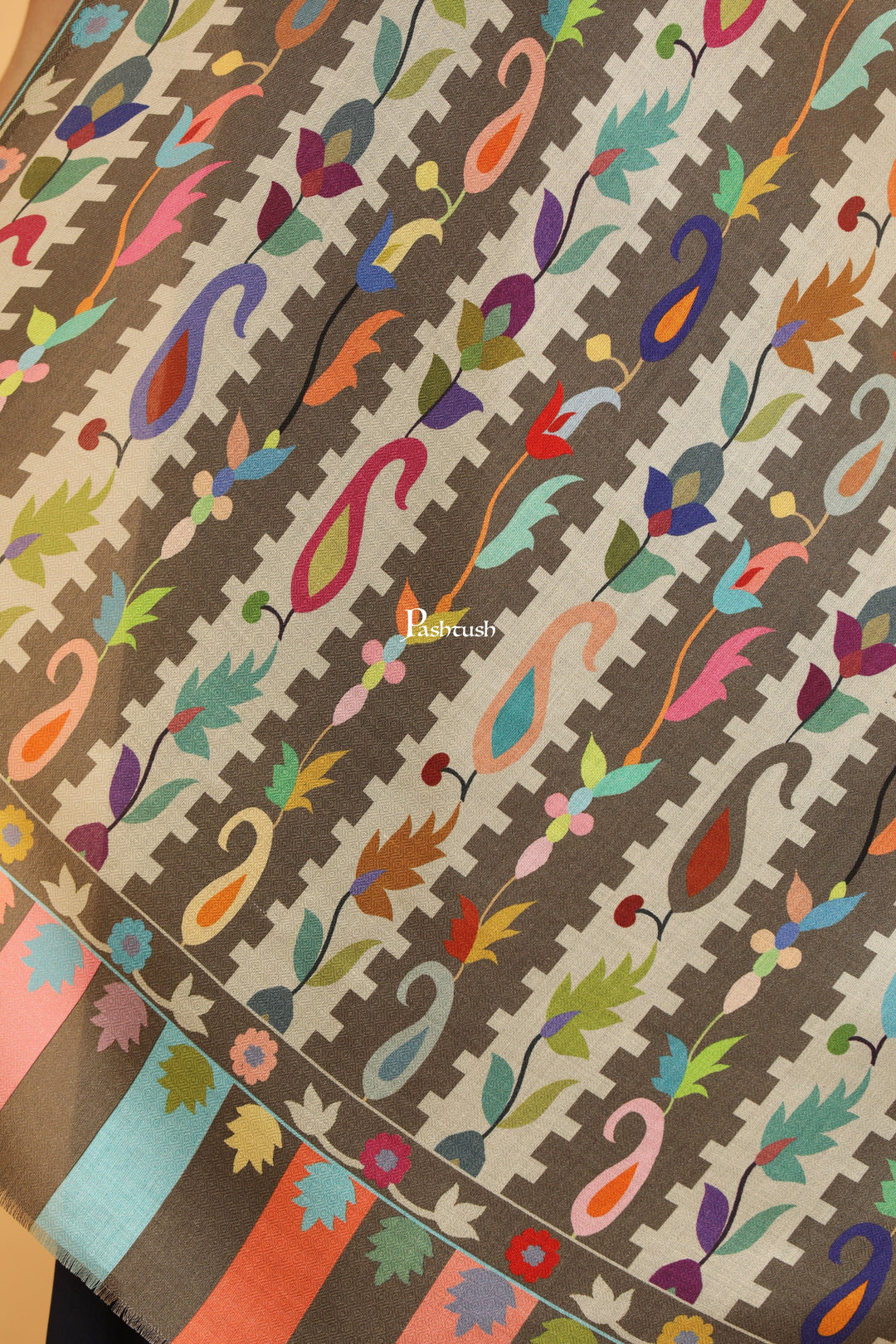 Pashtush India Gift Pack Pashtush His And Her Set Of Bamboo Stoles, Premium Gift Box Packaging, Black and Multicoloured