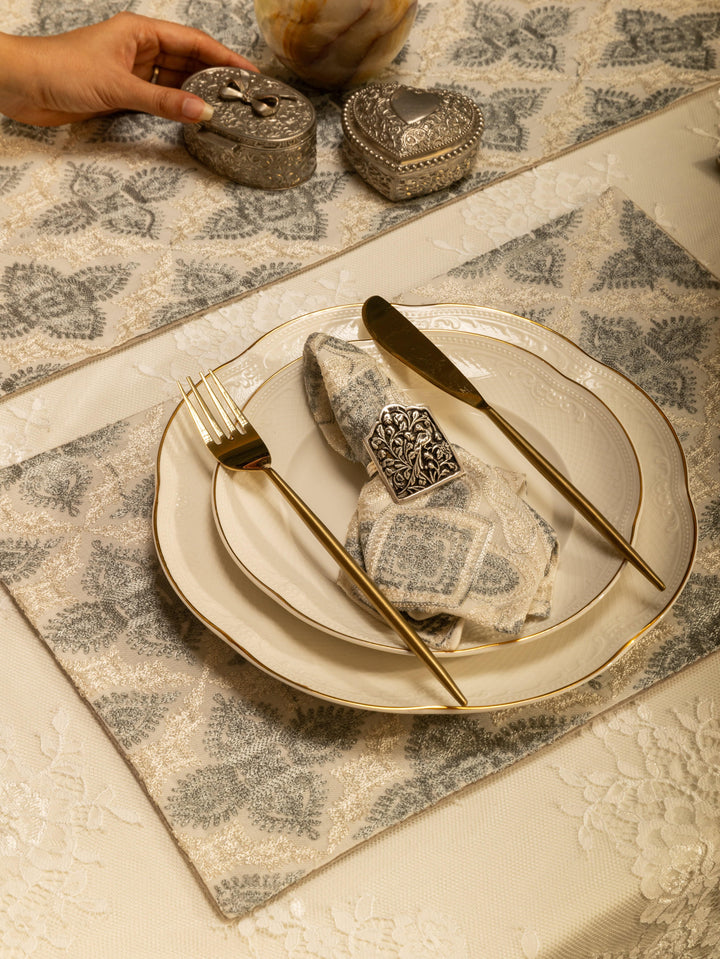 Pashtush India Gift Pack Pashtush Luxury Table Runner with Mats Set, Twilight Collection, Ivory