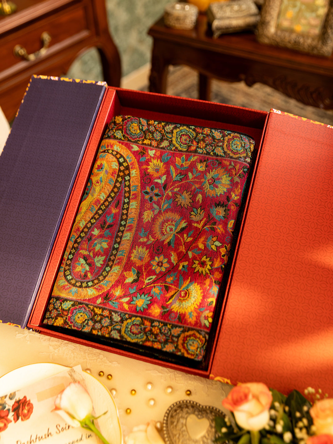 Pashtush India Gift Pack Pashtush Luxury Table Runner with Mats Set, Twilight Collection, Multicolour