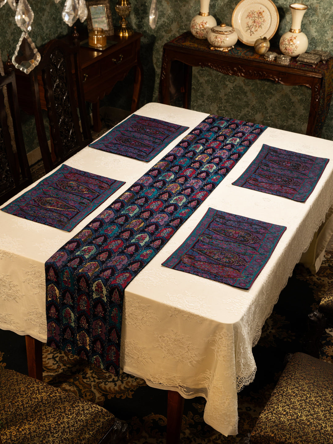 Pashtush India Gift Pack Pashtush Luxury Table Runner with Mats Set, Twilight Collection, Multicolour