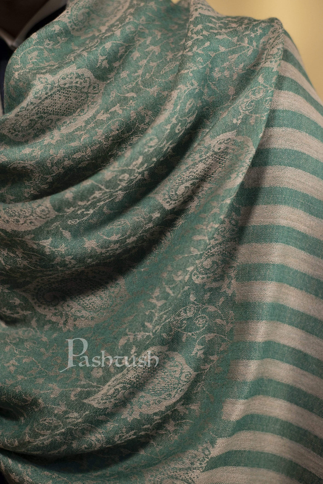 Pashtush India 70x200 Pashtush Mens Fine Wool Jacquard Stole, Bottle Green