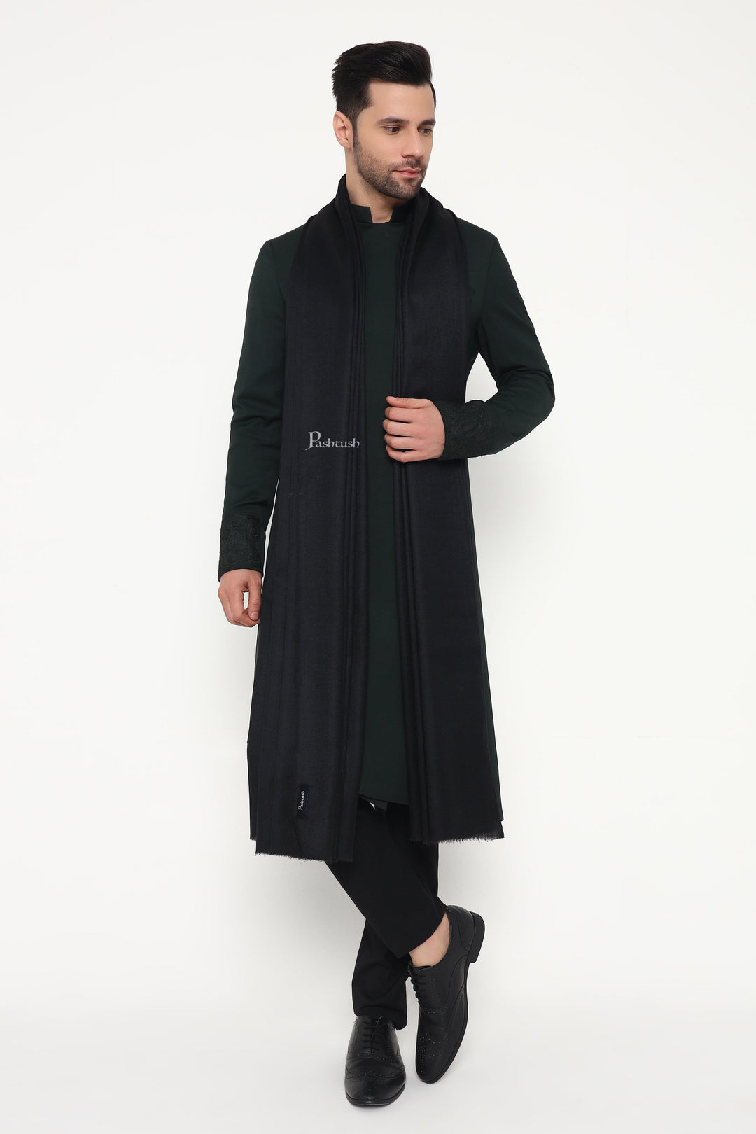 Pashtush India Mens Shawls Gents Shawl Pashtush Mens Fine Wool Shawl, Paisley Design, Black