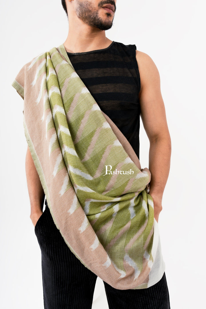Pashtush India Mens Scarves Stoles and Mufflers Pashtush Mens Fine Wool Stole, Woven Aztec Weave Design, Emerald Green, Soft Cashmere Feel