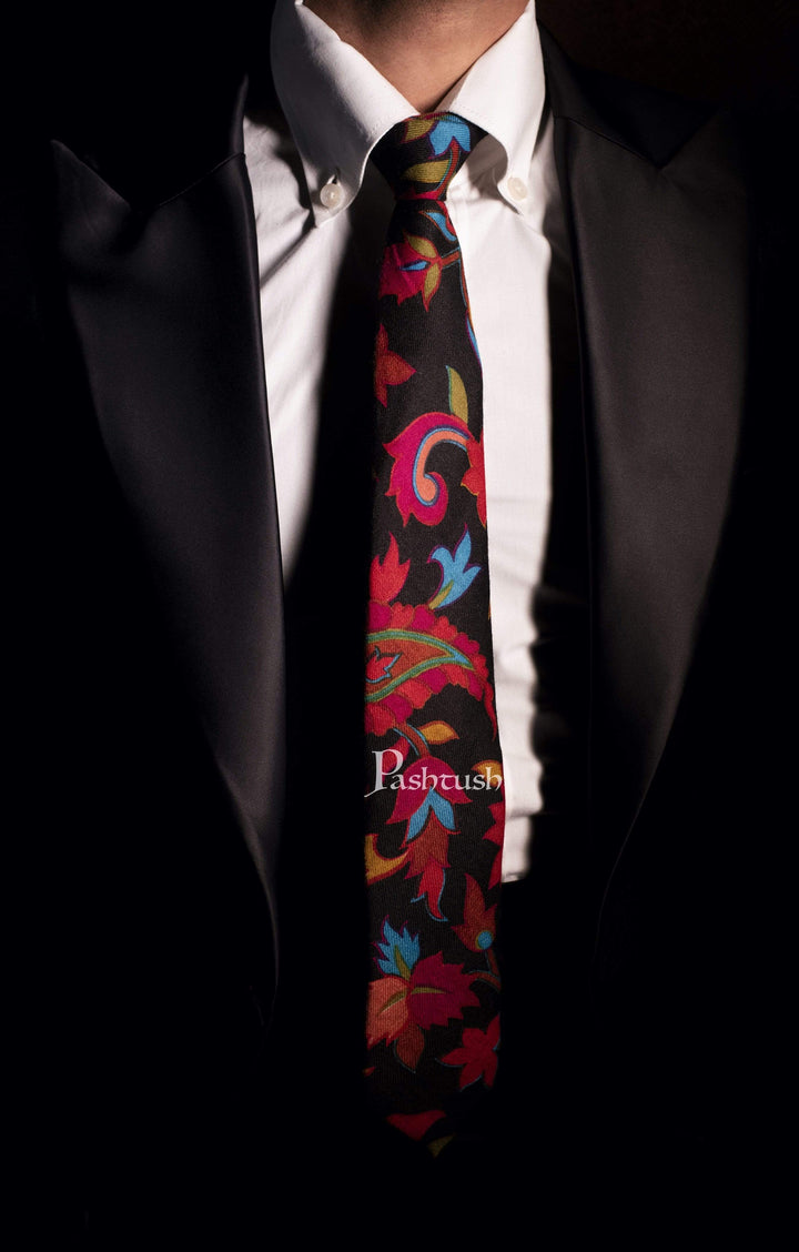 Pashtush India Tie Pashtush Mens Printed Necktie, Soft and Luxurious
