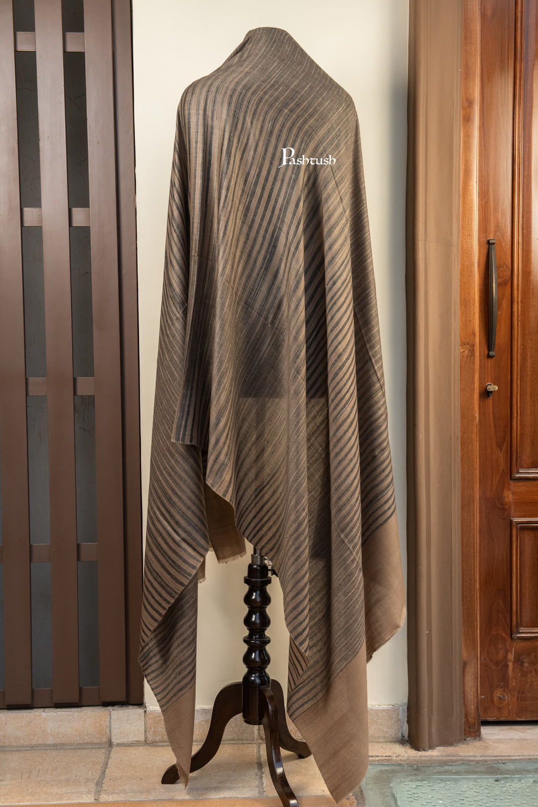 Pashtush India Mens Shawls Gents Shawl Pashtush Mens Pure Pashmina Shawl, Black and Gold