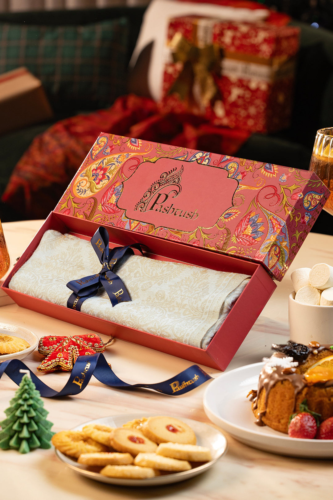 Pashtush India Gift Pack Pashtush Mens Twilight Collection, Jacquard Stole, With Metallic Thread Weave, Fine Wool