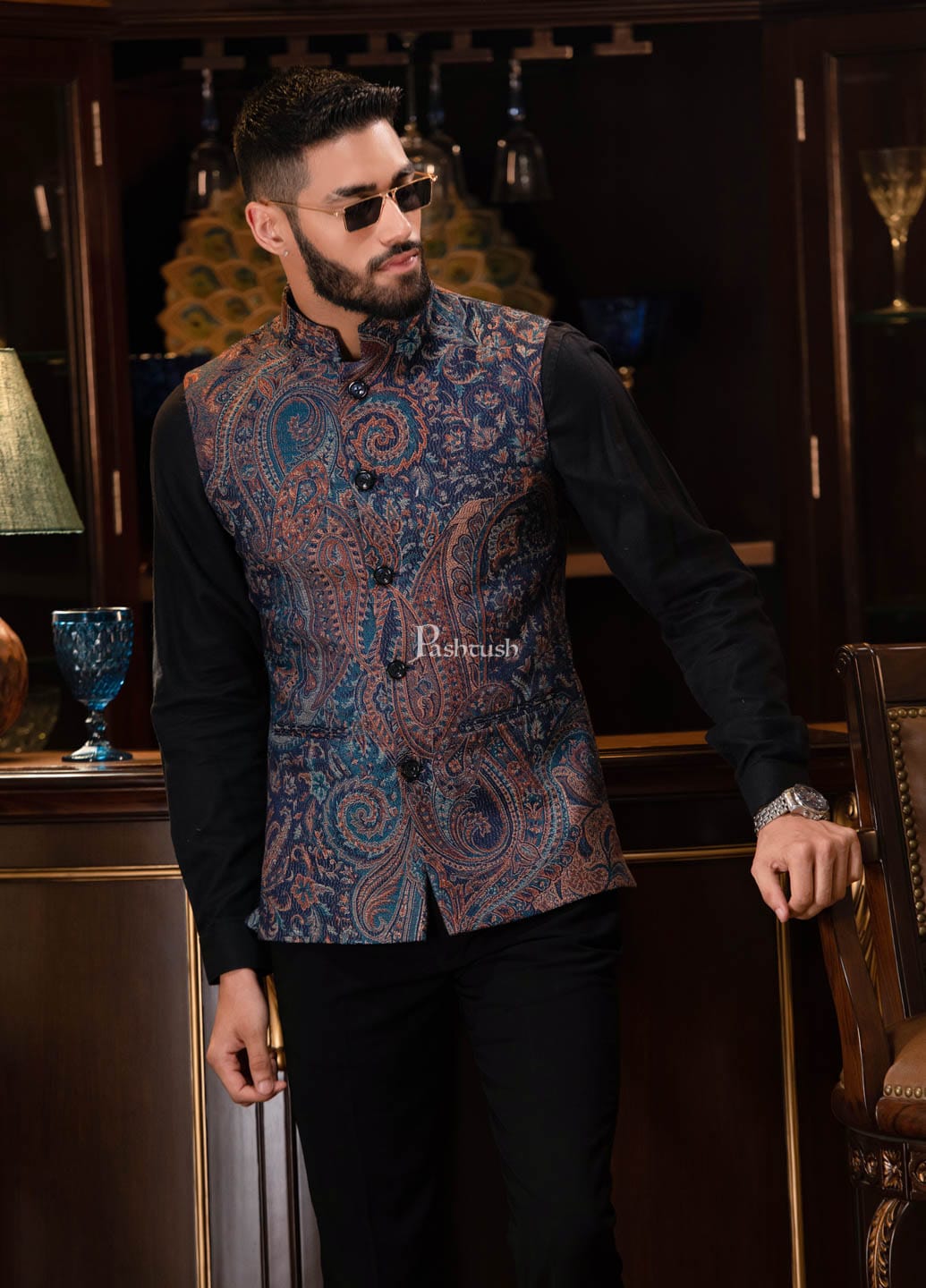 Pashtush India Coats &amp; Jackets PASHTUSH MENS WOVEN JACQUARD WAISTCOAT, Structured SLIM FIT, Navy Blue