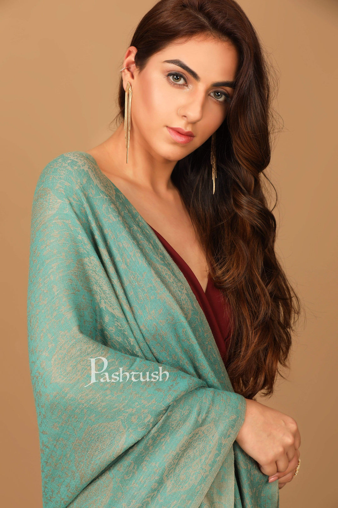 Pashtush India Stole Pashtush Women's Soft Fine Wool Paisley Scarf, Soft and Warm, Peruvian Green