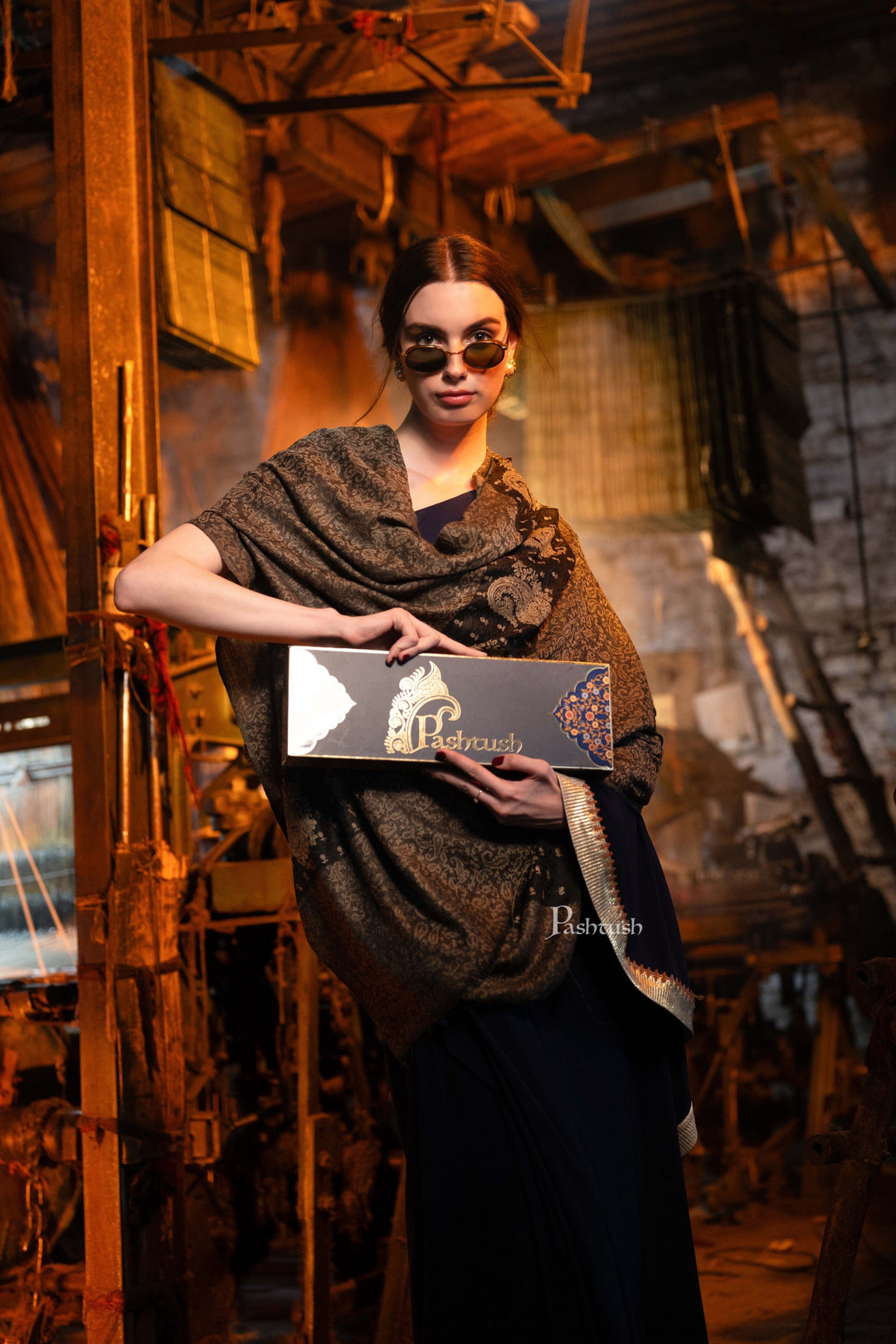 Pashtush India Womens Shawls Pashtush Womens Extra Fine Wool Shawl,  Design, Black