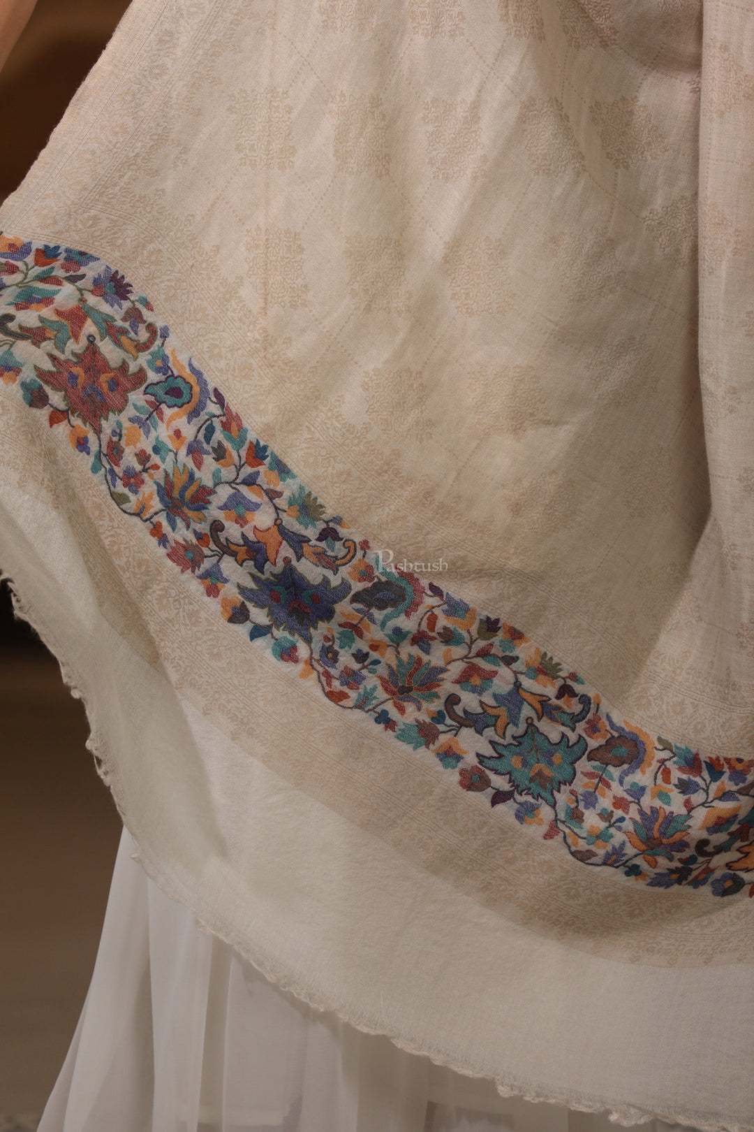 Pashtush India Womens Shawls Pashtush Womens Extra Fine Wool Shawl, Paisley Palla Twilight Collection Design, Beige