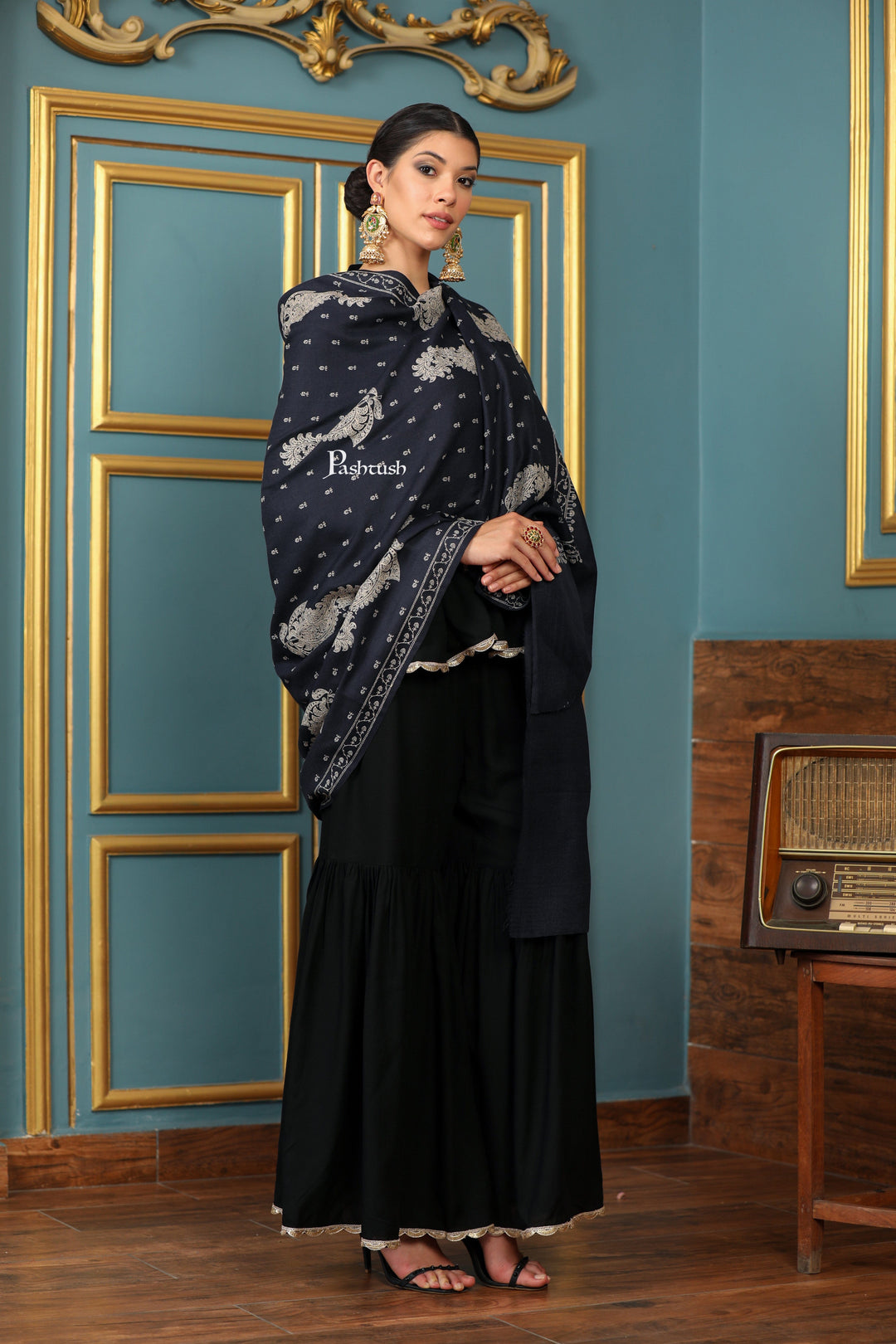 Pashtush India Womens Shawls Pashtush Womens Extra Fine Wool Shawl, Tone And Tone Ambi Design, Black
