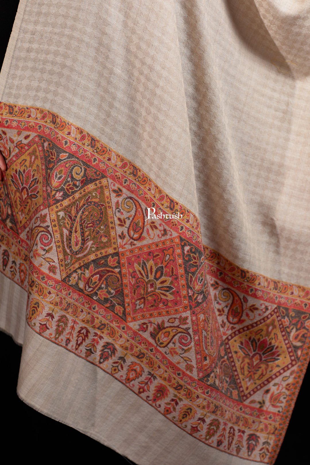 Pashtush India womens scarf and Stoles Pashtush Womens Extra Fine Wool Stole, Paisley Palla Design, Beige