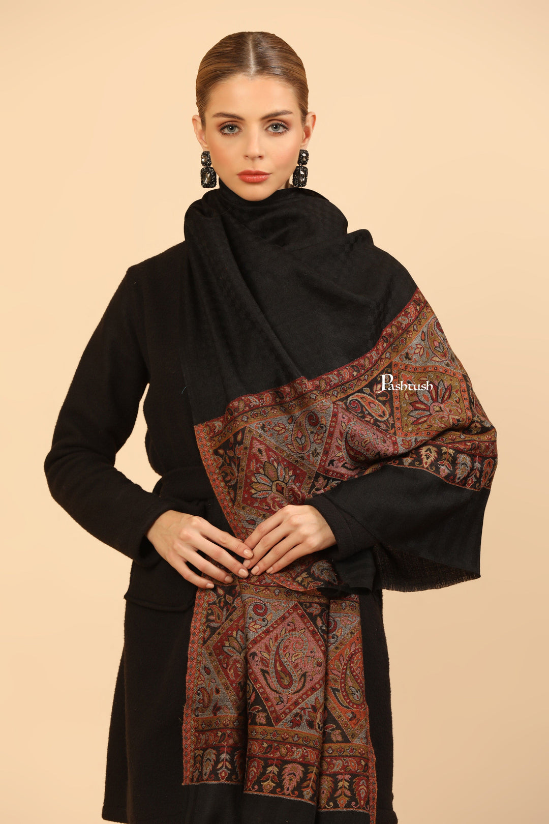 Pashtush India Womens Stoles Pashtush Womens Extra Fine Wool Stole, Woven Geometric Design, Black