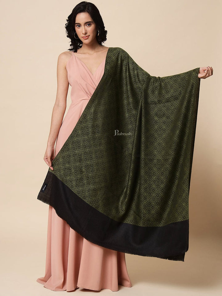 Pashtush India Womens Shawls Pashtush Womens Fine Wool Shawl, Extra Soft and Warm and Light Weight, Emerald Green