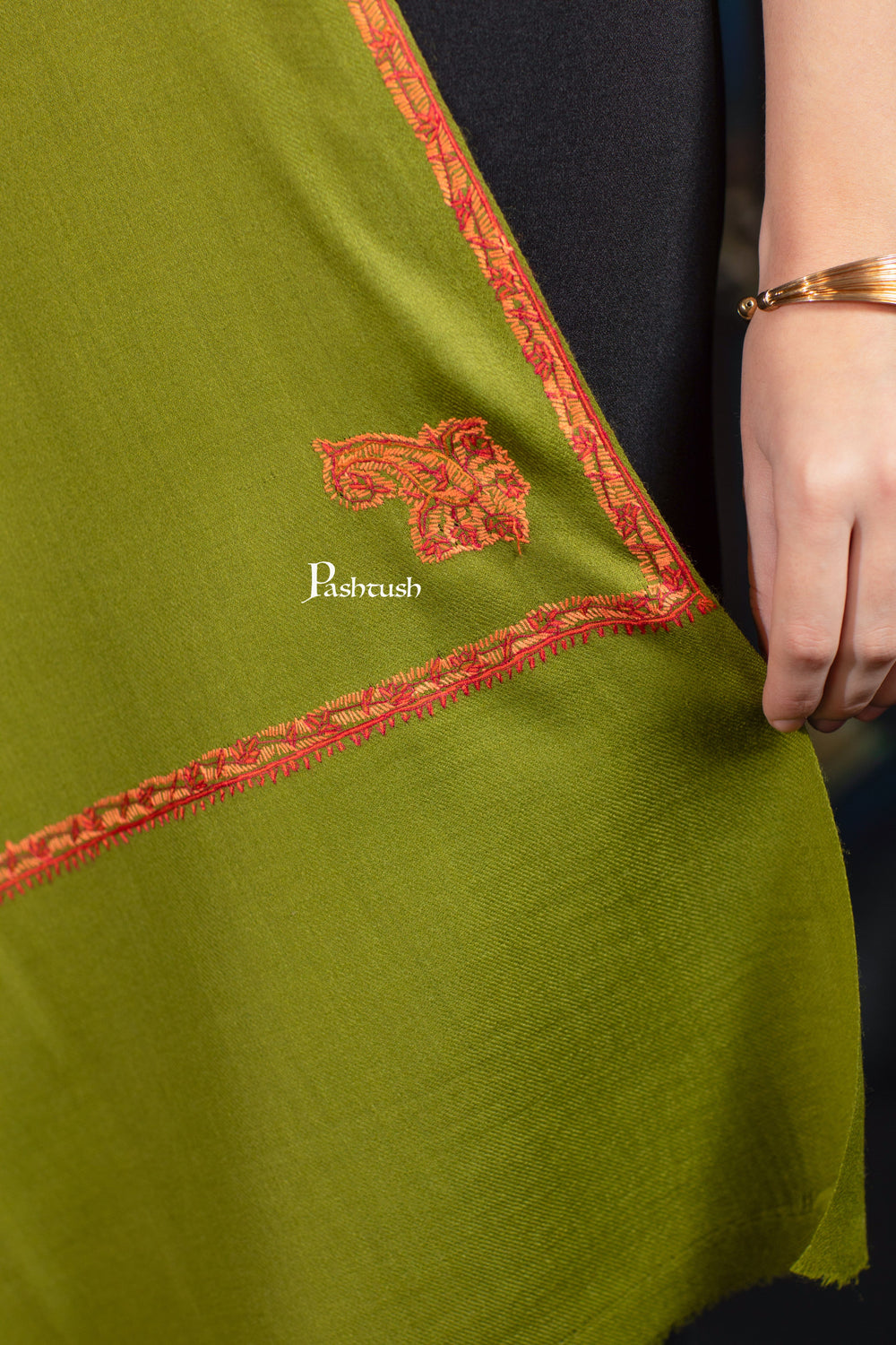 Pashtush India Womens Shawls Pashtush Womens Fine Wool Shawl, Hand Embroidered Kingri Design, Emerald Green