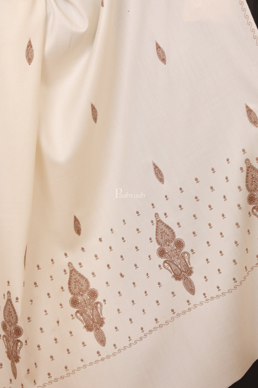 Pashtush India Womens Stoles and Scarves Scarf Pashtush womens Fine Wool shawl, tone and tone palla embroidery paisley design, Ivory