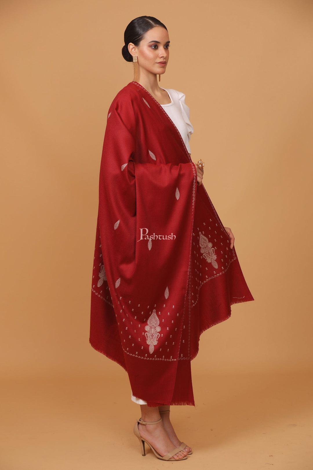 Pashtush India Womens Stoles and Scarves Scarf Pashtush womens Fine Wool shawl, tone and tone palla embroidery paisley design, Maroon