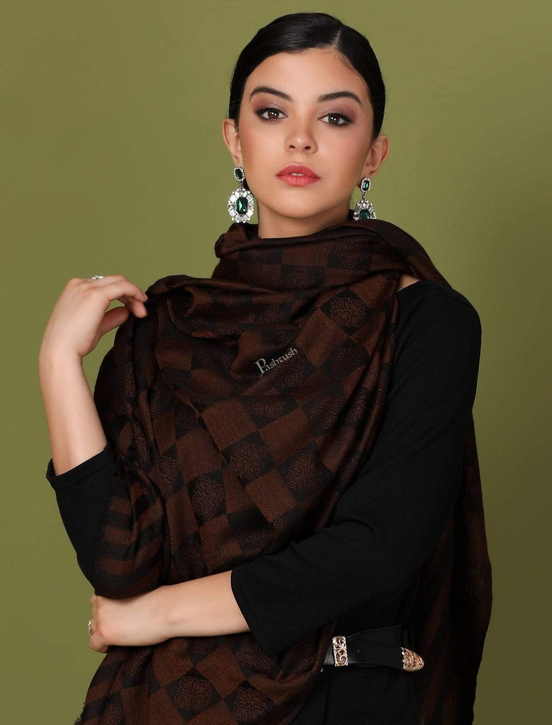 Pashtush Store Stole Pashtush Womens Fine Wool, Soft and Warm, Checkered stole, Espresso Brown