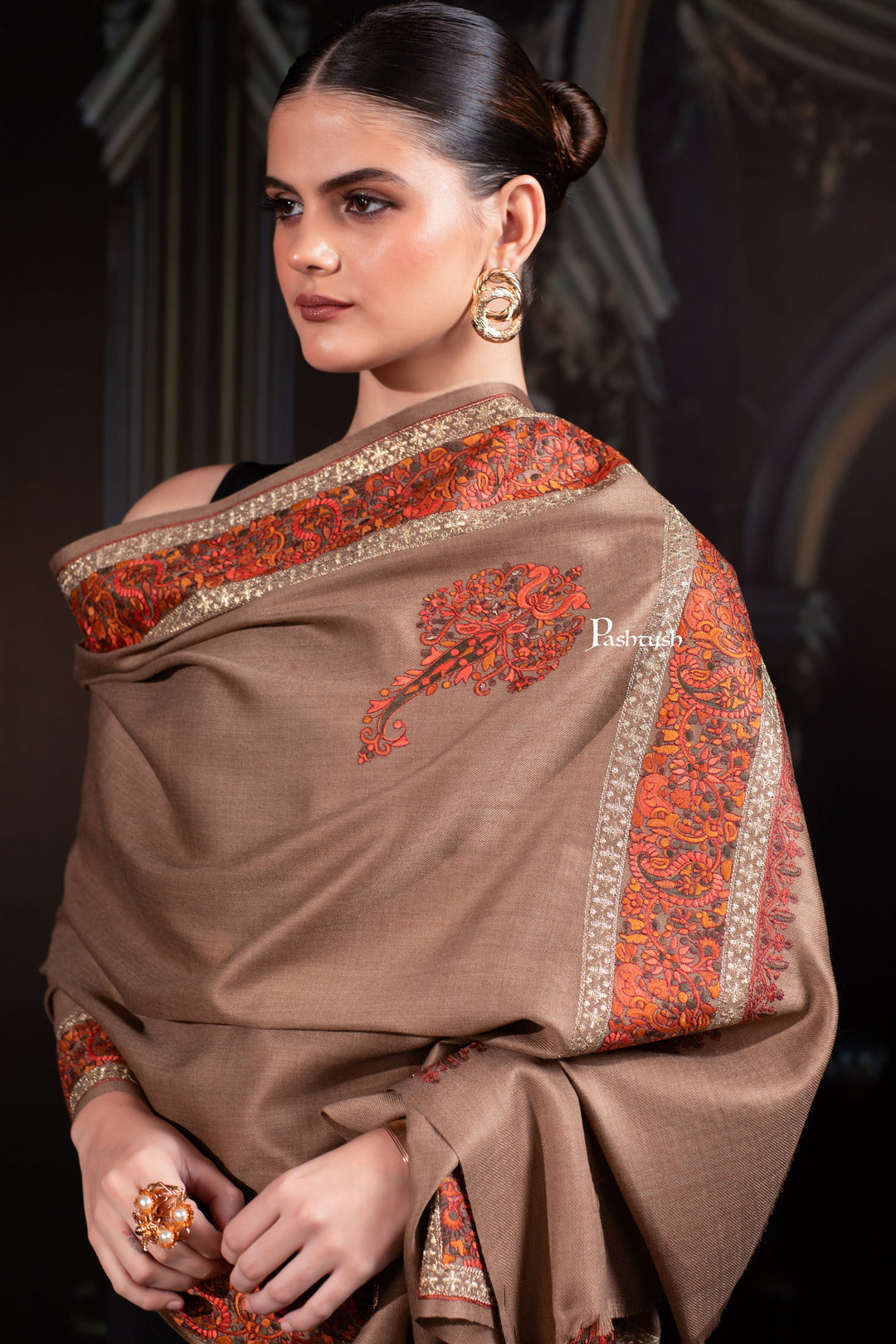 Pashtush India Womens Shawls Pashtush Womens Fine Wool Tilla Border Shawl, Challa Daur with Metallic Detailing, Taupe