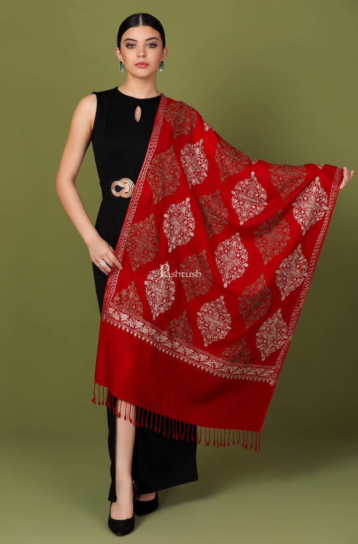 Pashtush Store Stole Pashtush Womens Fine Woollen, Silky Thread Nalki Embroidery Stole, Maroon