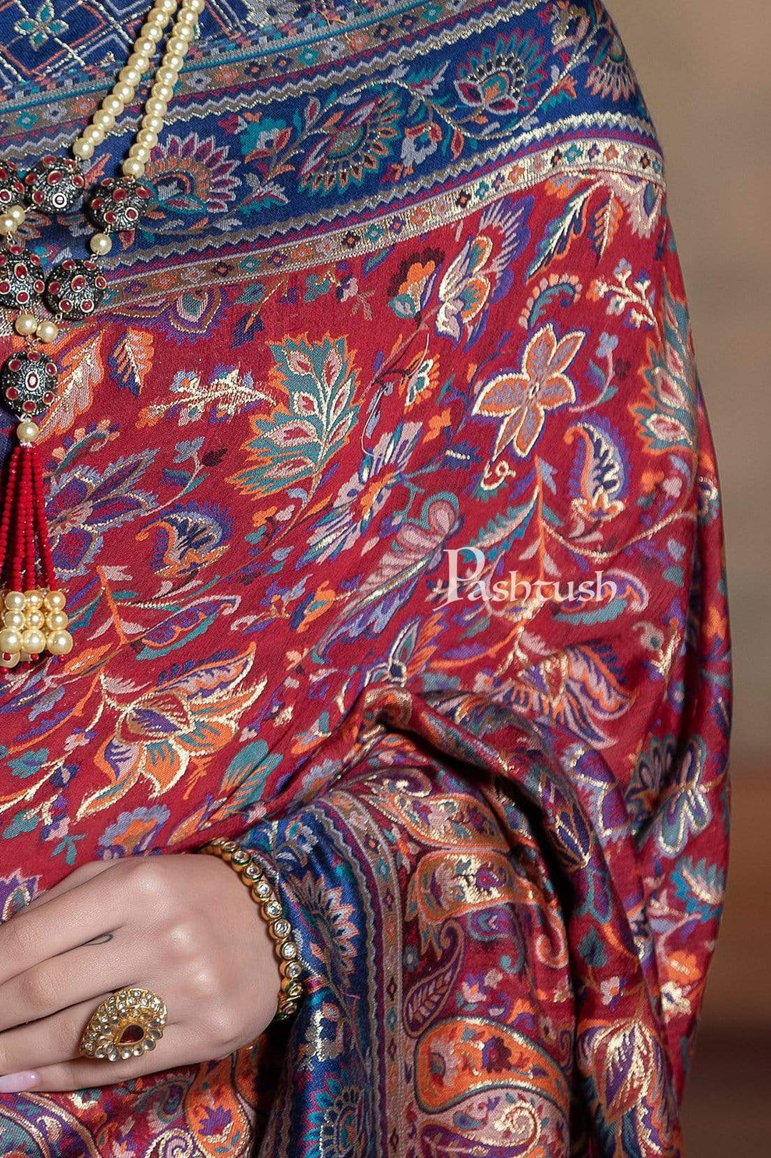 Pashtush Shawl Store 5.80 m x 1 m Pashtush Womens Saree, Kaani Weave, Extra Fine Silk, Deep Blue and Crimson