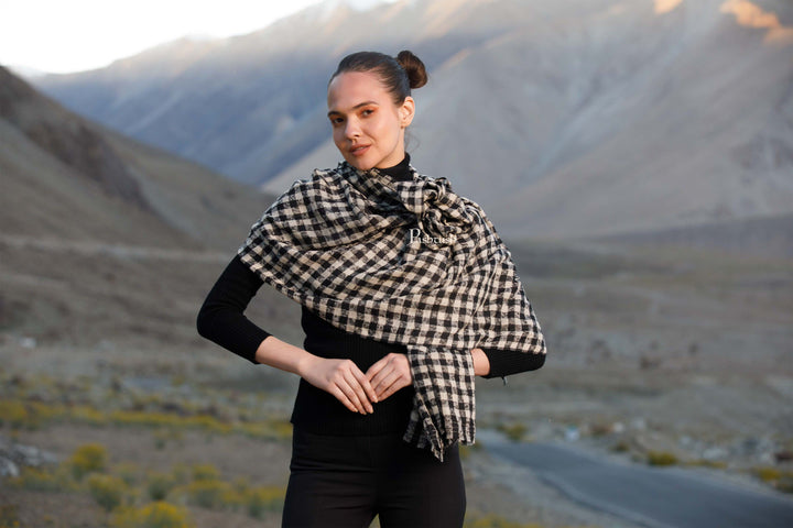 Pashtush India Womens Stoles and Scarves Scarf Pashtush Womens Stole, Fine Wool, Soft, Light Weight and Warm, Checkered Black
