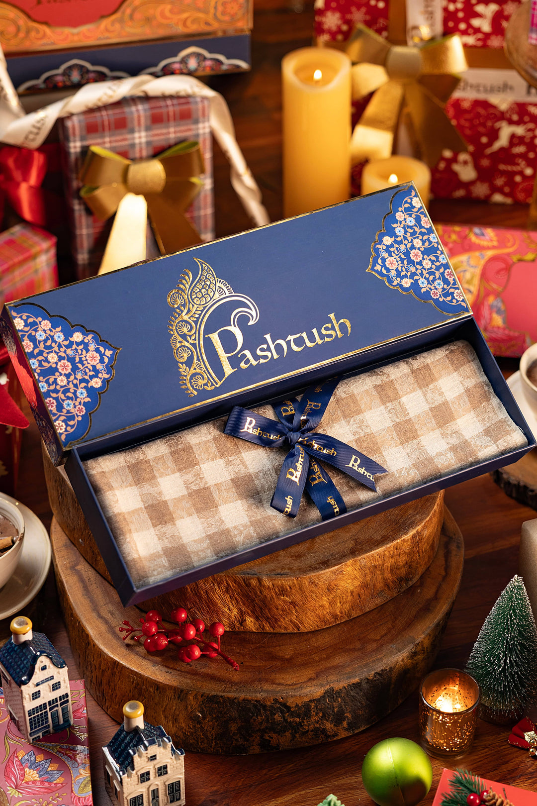 Pashtush India Gift Pack Pashtush Woven Mens Fine Wool Stole, Check-Stipe Design, (Beige)